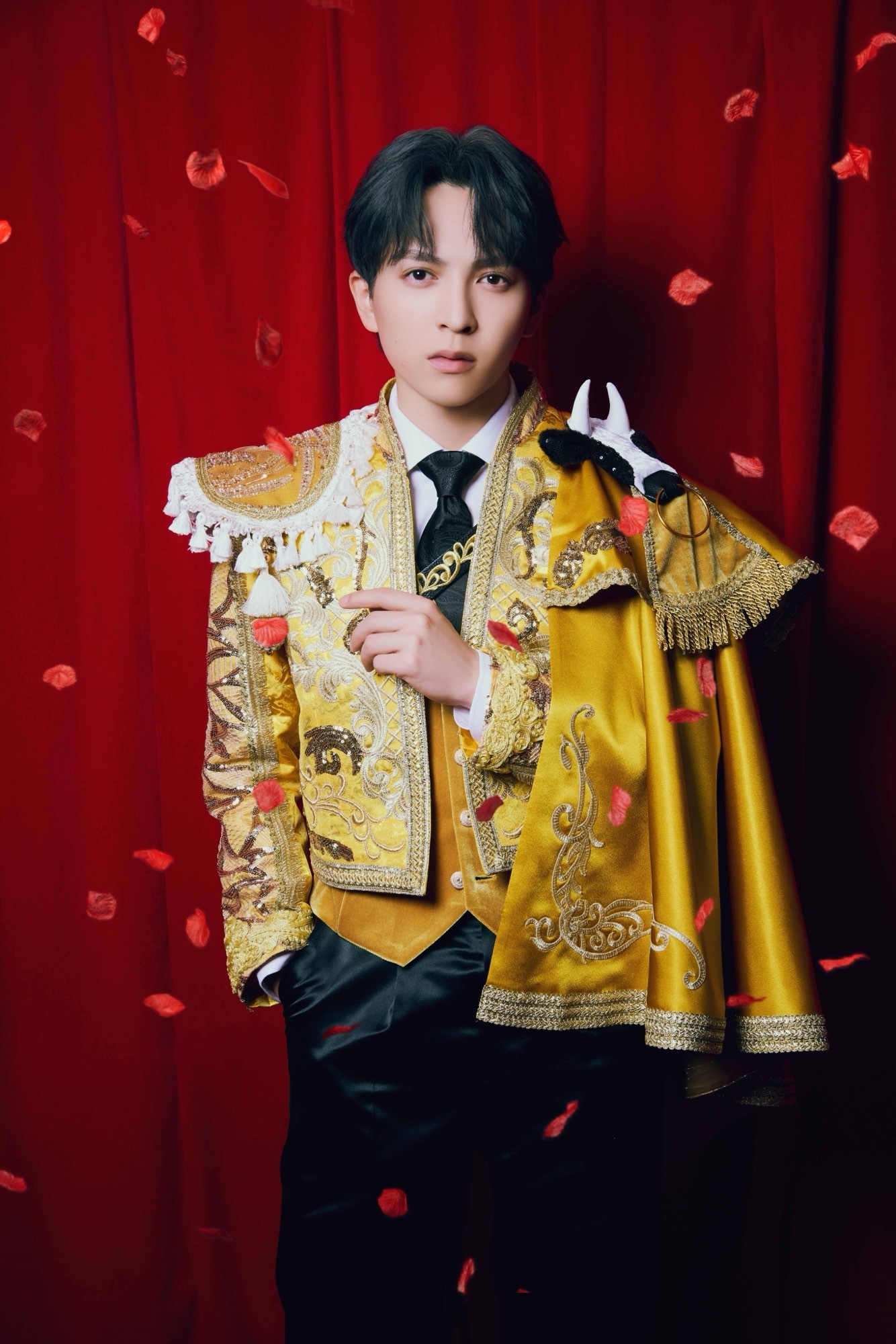 吉田仁人 | M!LKオフィシャルサイト